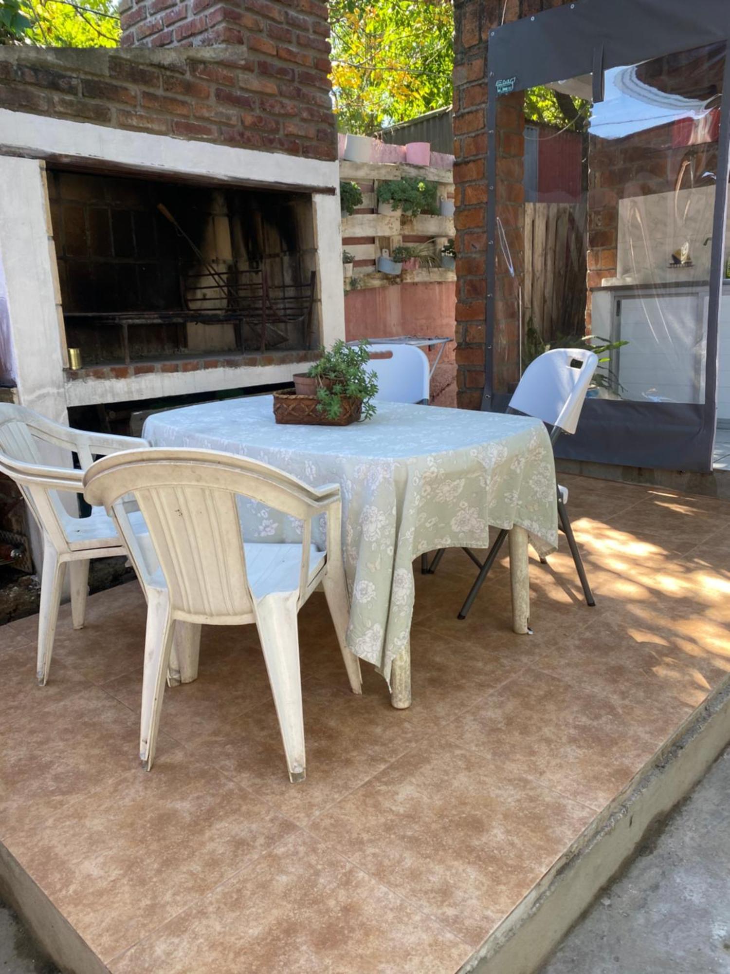 فندق Casita Del Parque سالتو المظهر الخارجي الصورة